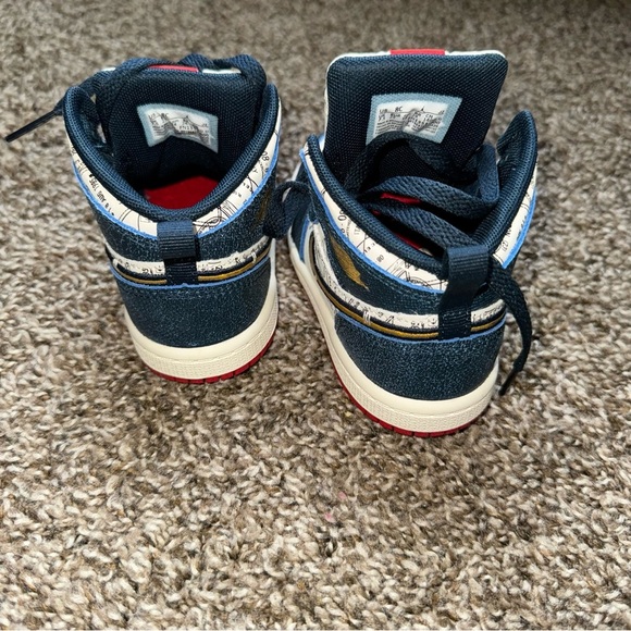 Jordan 1 Mid SE "Armory Navy/Metallic Gold/Pale Ivory" Toddler Boys' Shoe size 8 - Picture 7 of 8